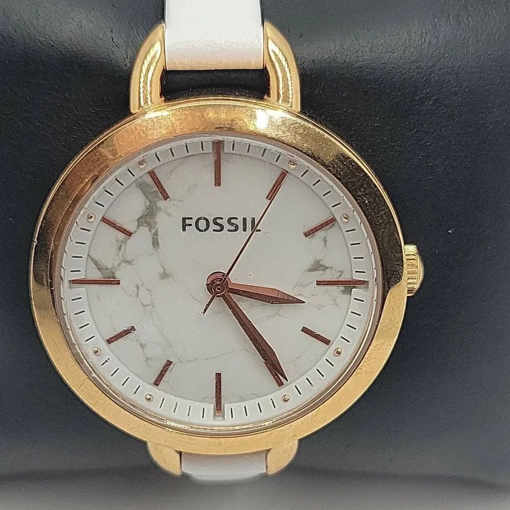 Fossil CLASSIC MINUTE BQ3489 Womens Leather Analog White Dial Quartz Watch BC144